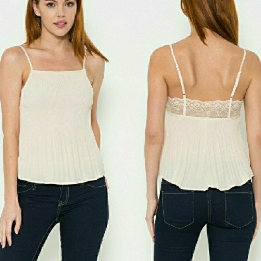 🌸CLEARANCE!🌸💥NWT💥ESLEY💥accordion pleated cami